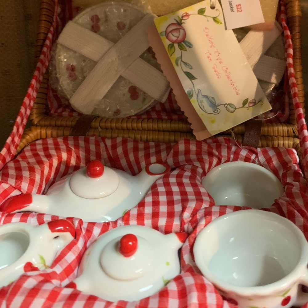 Delton Cherry children’s Tea Party Basket